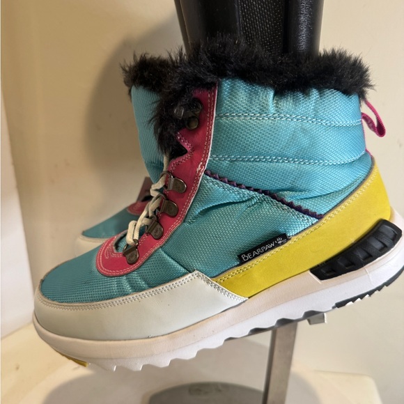 Bearpaw Hawaiian Ocean Mokelumne Women’s Boots size 9 new - Picture 5 of 8